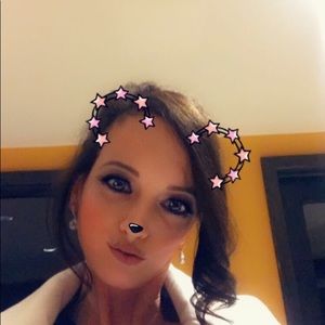 Meet your Posher, Gina